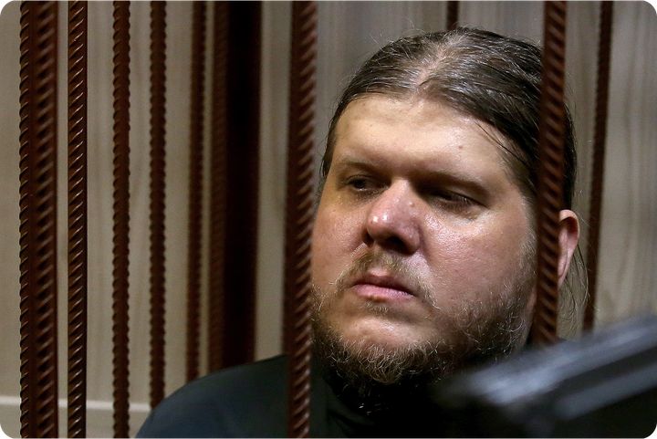 «Бог Кузя» вернулся и стал еще опаснее. Как самый богатый сектант России строит новую бизнес-империю после тюрьмы